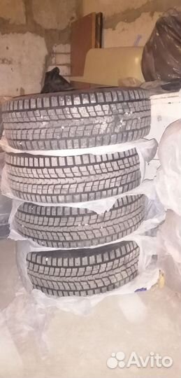 Dunlop Grandtrek AT1 215/65 R16 102