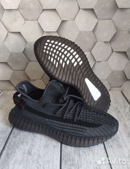 Кроссовки мужские летние adidas yeezy boost V2 350