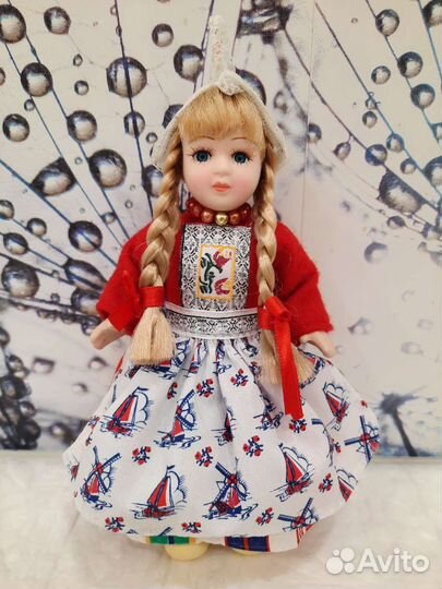 Коллекционные куклы фарфоровые