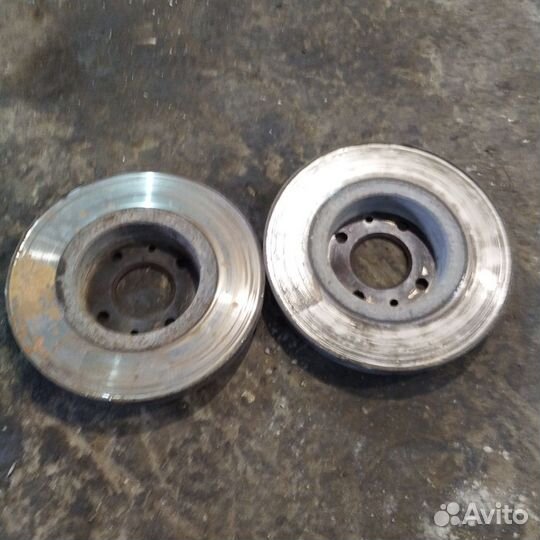 Диск тормозной перед Рено Сандеро 2