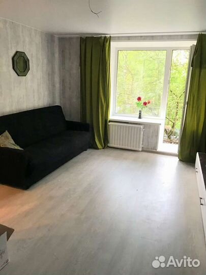 Ремонт квартир. Поклейка обоев выравнивание стен