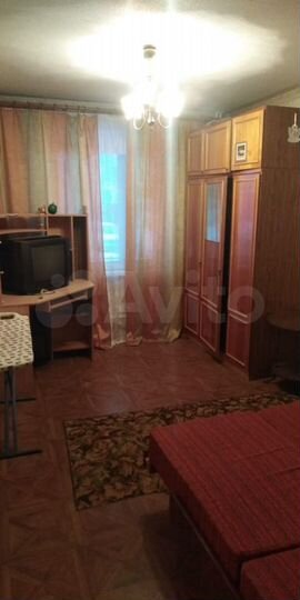 2-к. квартира, 54 м², 1/9 эт.
