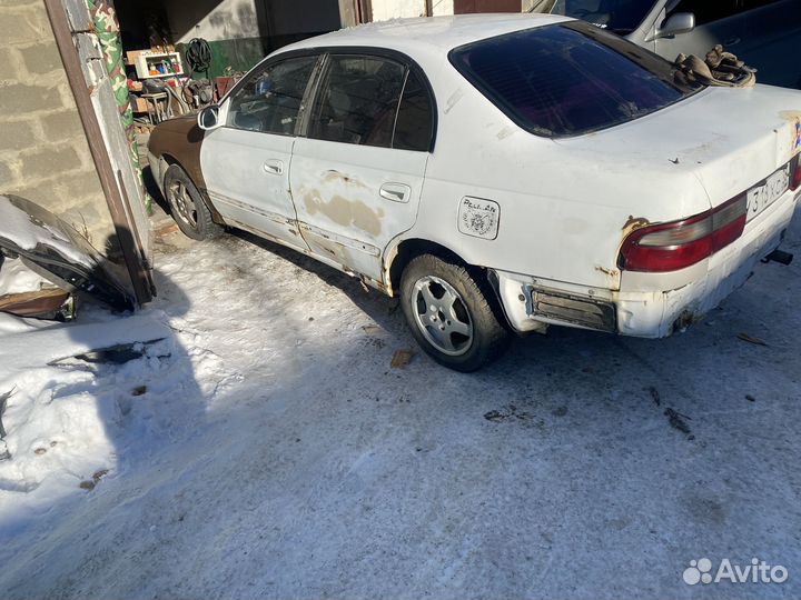 Toyota corona в разбор