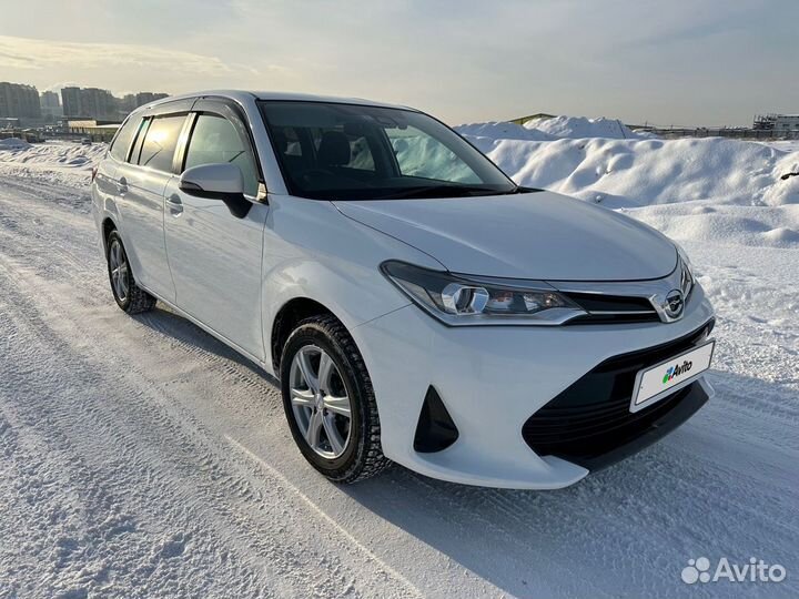 Toyota Corolla Fielder 1.5 CVT, 2018, 128 600 км