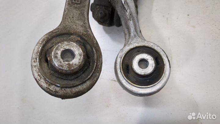 Ступица (кулак, цапфа) Audi A4 (B7), 2005