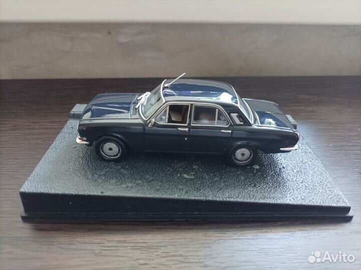 Модель автомобиля Газ-24 Волга IST 009
