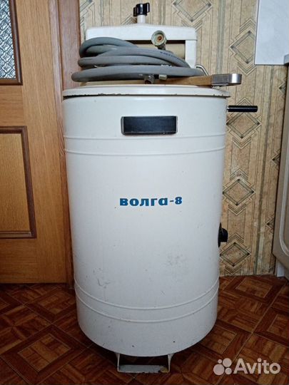 Стиральная машина СССР Волга-8