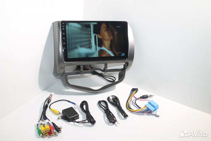 Штатная магнитола Honda Fit