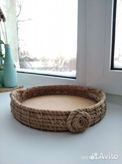 Поднос из джута с деревянным дном