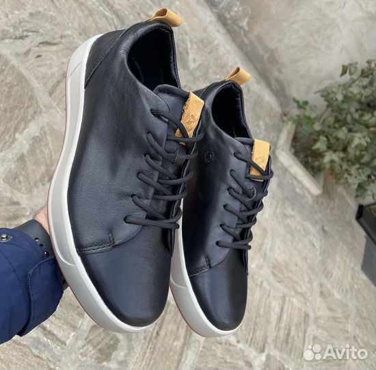 Кроссовки ecco