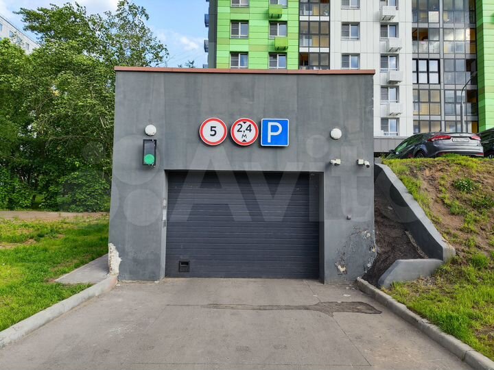 Машиноместо, 16 м²