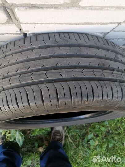 Continental ContiPremiumContact 5 225/60 R17 103