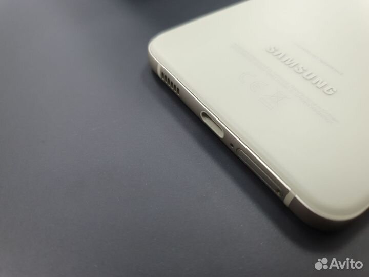 Смартфон Samsung Galaxy S21 FE. LDU