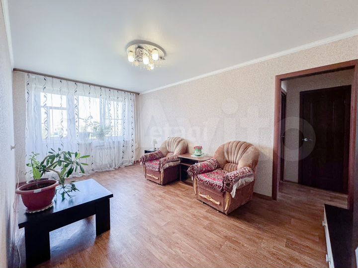 3-к. квартира, 64 м², 8/9 эт.