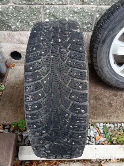 Nokian Tyres Hakkapeliitta 5 215/65 R16