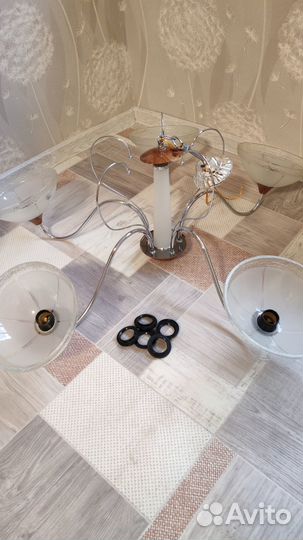 Люстра потолочная б/у, 5 рожков