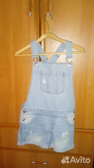 Джинсовый комбинезон