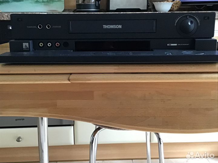 Пишущий видеомагнитофон Thomson vph 6990