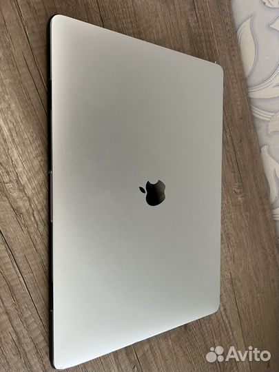 Apple MacBook Pro 15 2017