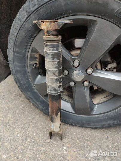 Амортизатор Jeep grand cherokee wk2 nivomat задний