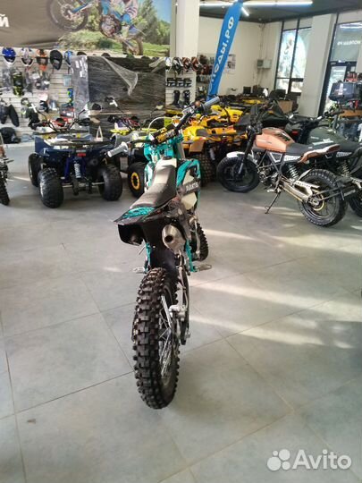 Мотоцикл эндуро Авантис A5 12V 7Ah