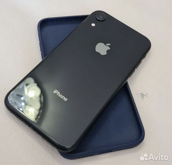 iPhone Xr, 64 ГБ