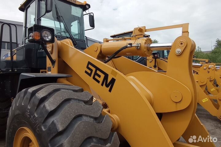 Фронтальный погрузчик SEM 660D, 2023
