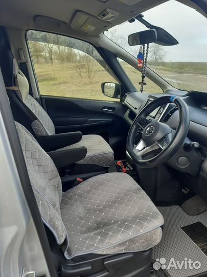 Nissan Serena 2.0 CVT, 2018, 120 000 км