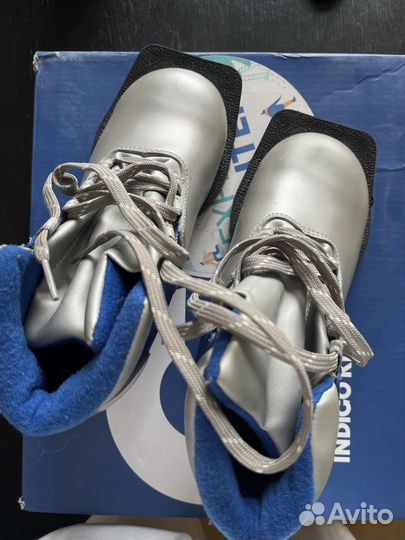 Лыжные ботинки 32