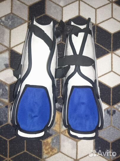 Щитки хоккейные