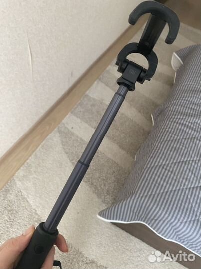 Монопод для селфи Xiaomi Mi Bluetooth Selfie Stick