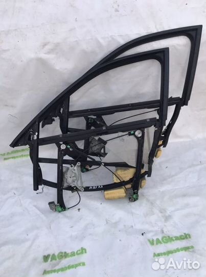 Рамка стеклоподъемника передняя левая audi A4 B5