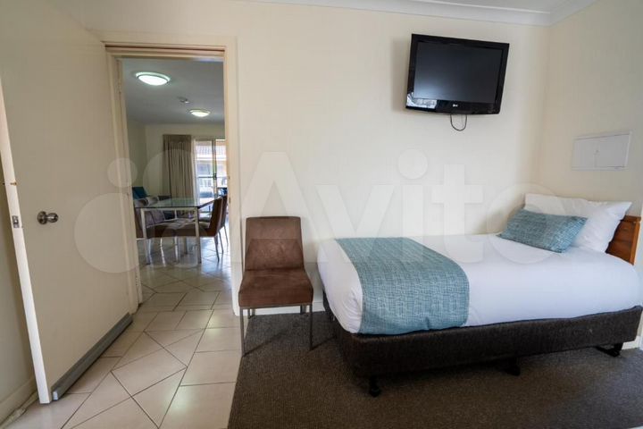 Гостиница, 330 м²