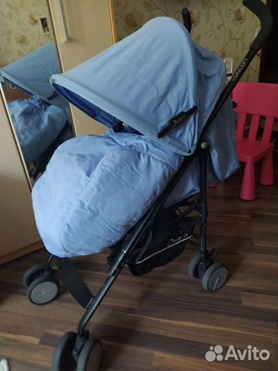 Прогулочная коляска трость
