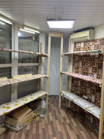 Торговая площадь, 15 м²