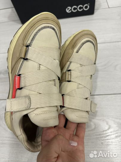 Кроссовки ecco