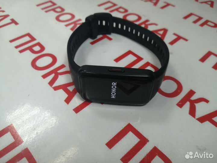 Умный браслет Honor Band 6