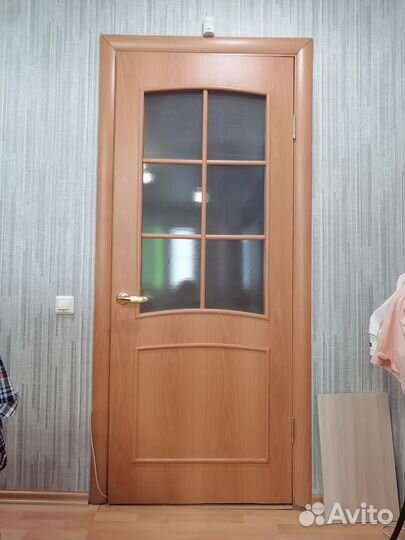 Двери межкомнатные с коробкой из массива