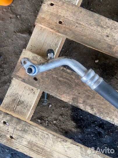 Трубка кондиционера Kia Sorento BL D4CB 2007