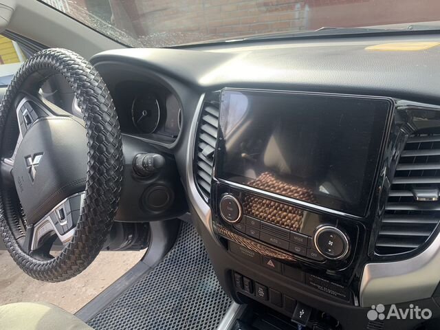 Магнитола Mitsubishi pajero sport 3 на андроиде