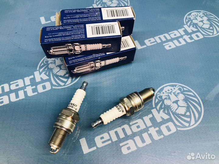 Свеча зажигания Volkswagen Passat