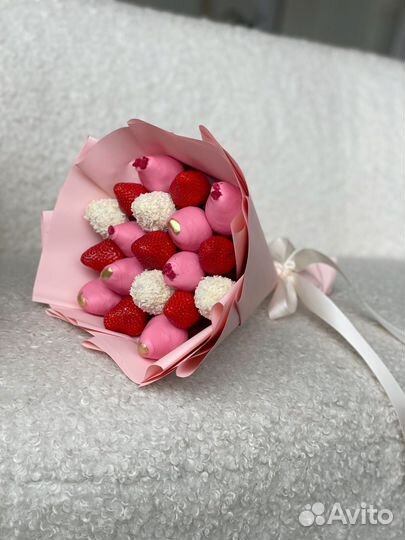 Букет из клубники в шоколаде подарок с доставкой