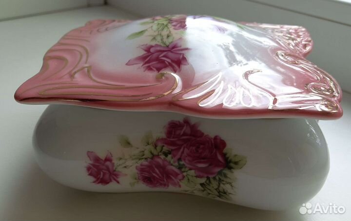 Шкатулка, конфетница