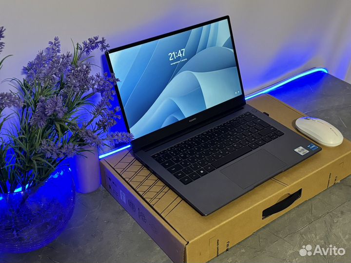 Ноутбук MateBook Huawei D15 I3-1115G4/8GB/SSD