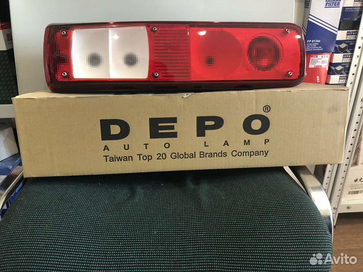 Правый фонарь рено премиум