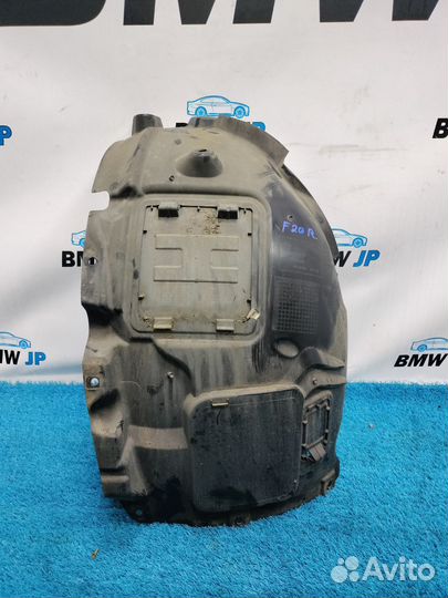 Передний правый подкрылок BMW F20 F21 F22