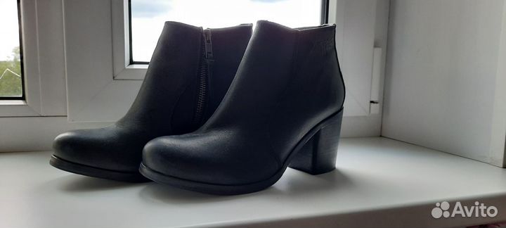 Ботинки женские Levis