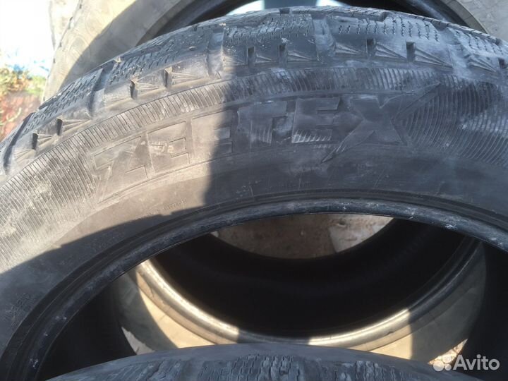 Zeetex AT1000 255/50 R19 19B