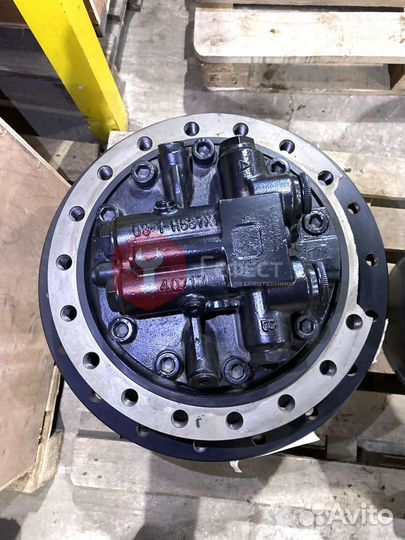 Бортовой редуктор Hitachi ZX210N-hcme