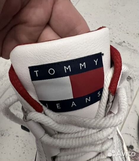 Кроссовки Tommy Hilfiger